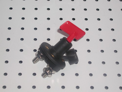 Red key battery switch - red,