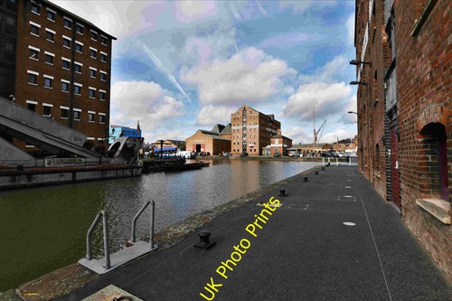 Photo gloucester docks - a2,