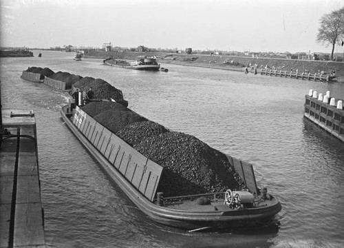 Order transporting coal