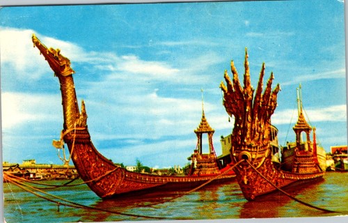 Royal barges suwanna - royal,