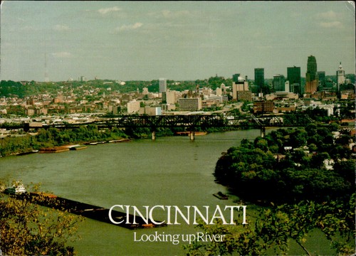 Imn04825 barge moving down - imn04825, a