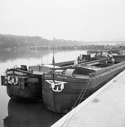 View barge dam - a,