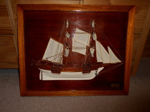 Large half hull model boat - large,